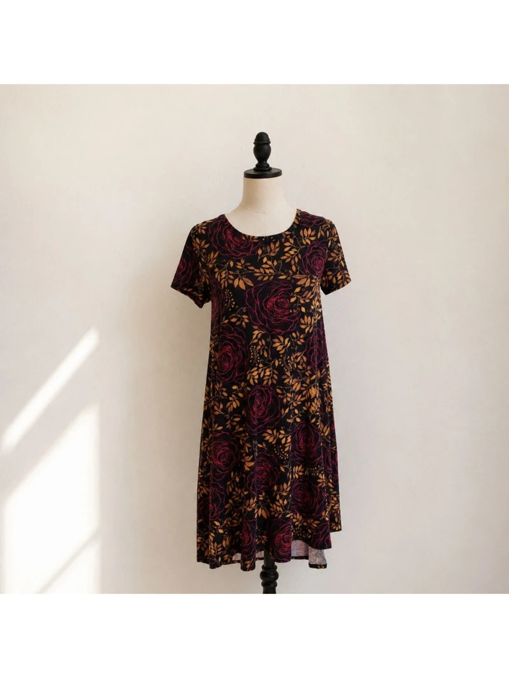 LuLaRoe Carley Dress XS Burgundy Rose Floral High Low Swing Dress Soft Knit
